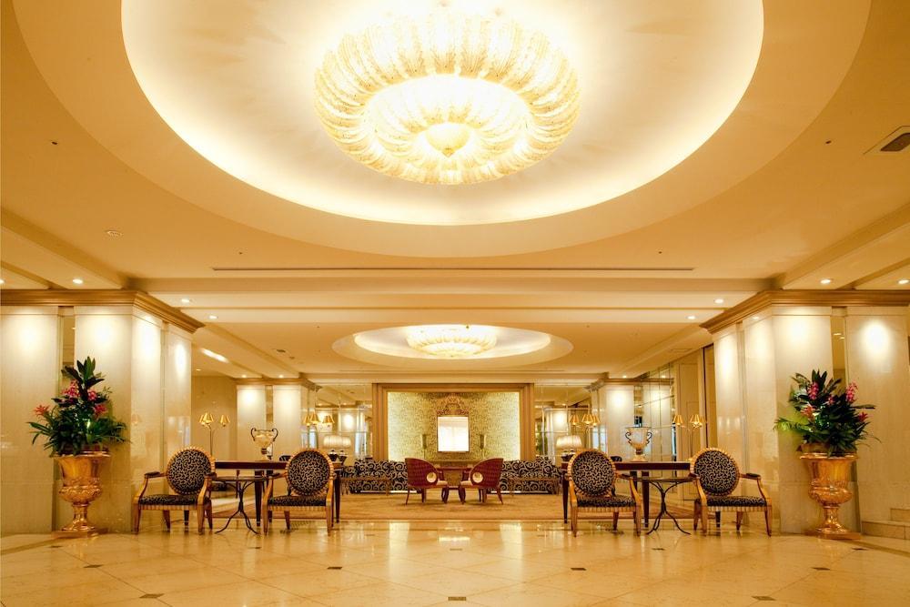 Takakura Hotel Fukuoka Buitenkant foto